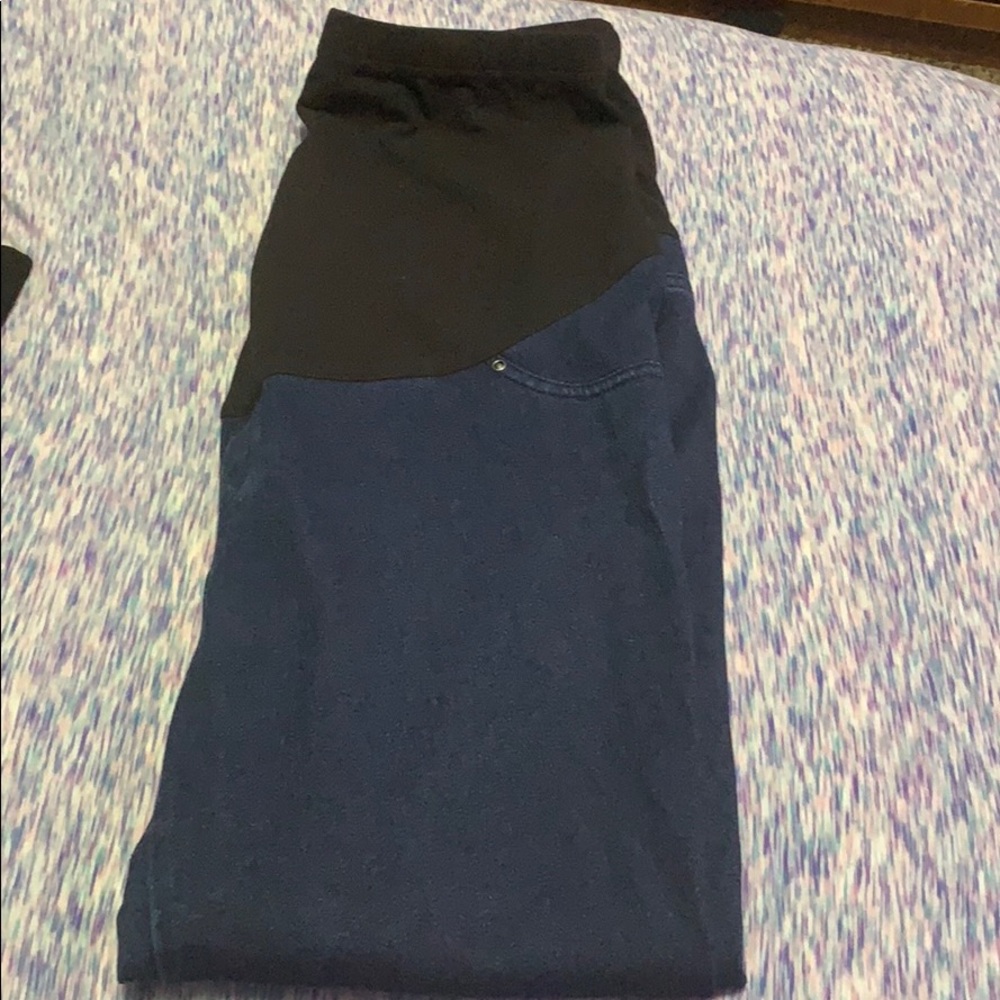 Maternity leggings